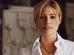 Maura Tierney - Abigail "Abby" Lockart